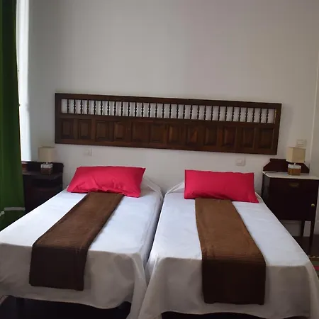 Casa Cinzia Bed and Breakfast 3*