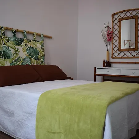 Casa Cinzia Bed and Breakfast 3*